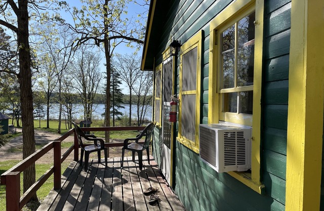 Cute Cabin for Two at Green Valley Resort on Seventh Crow Wing Lake