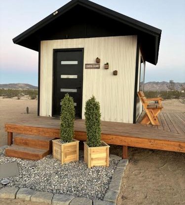 Cute Casita with Incredible Amenities for a Unique Romantic Getaway in Joshua Tree, California