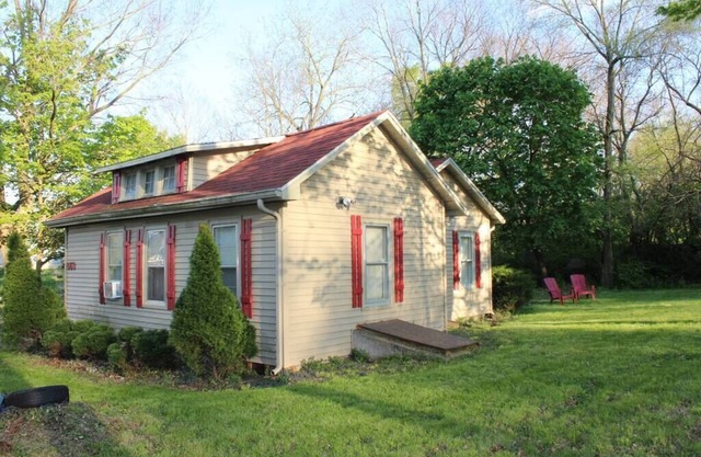 Cute Cottage in Wabash