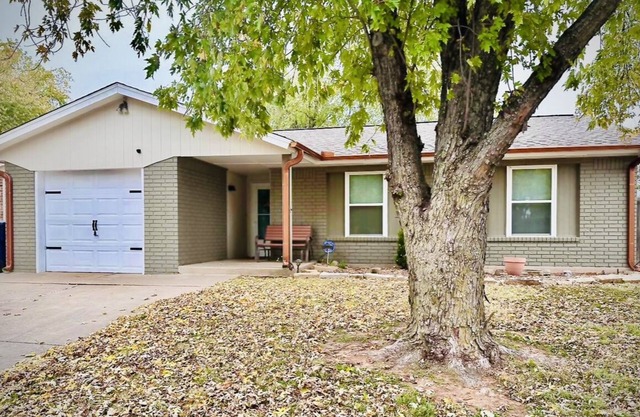 Cute cottage just off I40, Kilpatrick Turnpike and near Crest