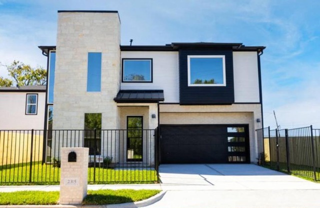 Cute Cozy house close to major sporting events and restaurants