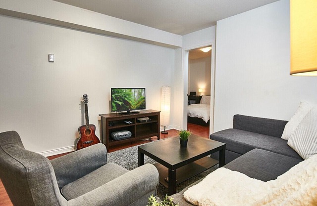 ¡NUEVO LISTADO! Lugar lindo y acogedor para llamar a tu hogar lejos de casa