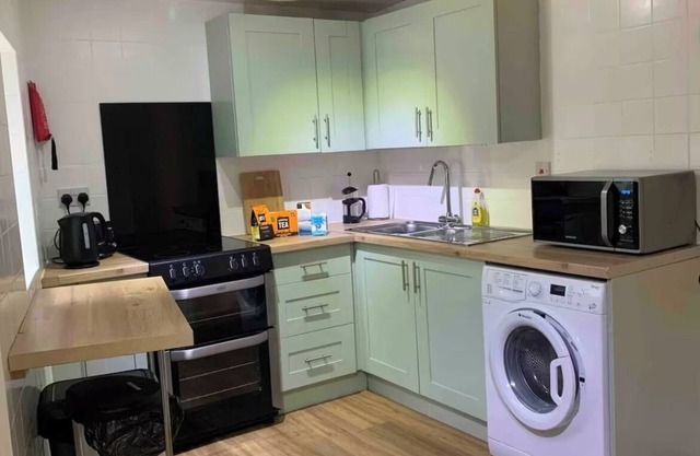 Cute Holiday Home, 2 Bedrooms