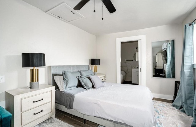 Cute Studio Nears Topgolf