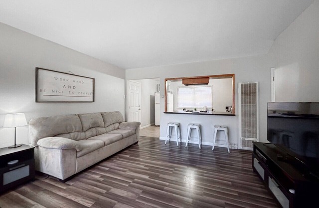 Cute two bedroom home in fantastic location!
