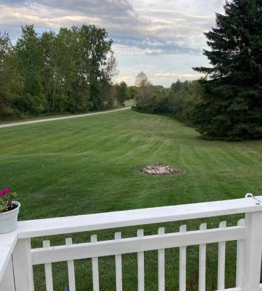 Cute Vista View Home on Acreage