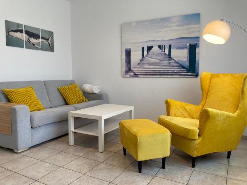 CUXKieker - Blick ins Grüne, Nähe Strand und Wernerwald - Komfortable Wohnung by CUXHomes