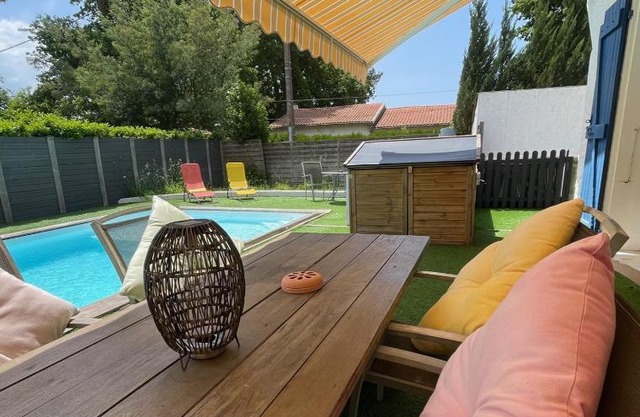 Détente Piscine et jacuzzi au Bassin d'Arcachon