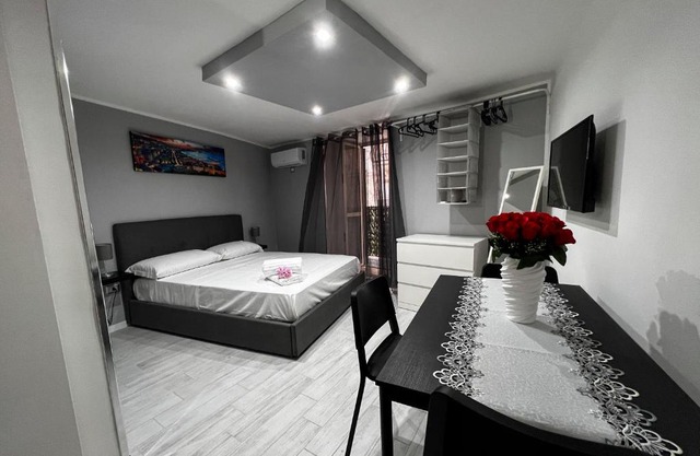 D.A.G HouseLove Spanish Quarter