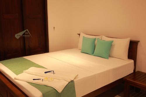 D Plus Homestay Negombo