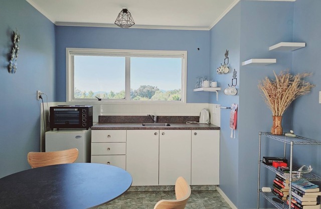 D'Urville House Seaside Escape
