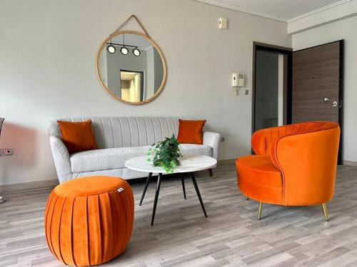 D150 Orange & New Life - Cloud9 in the city