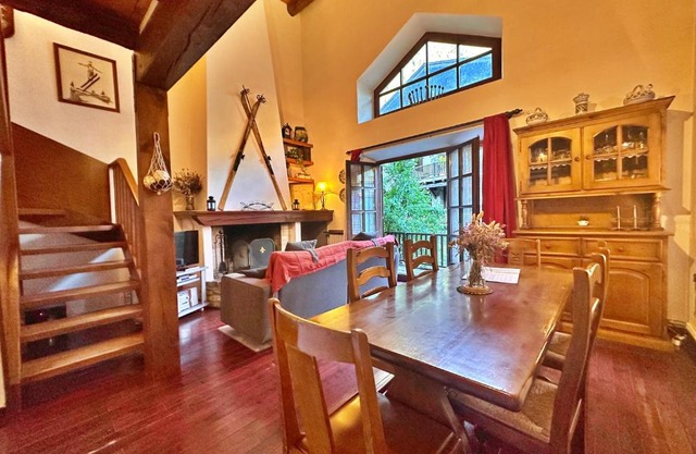 D2, Bordes d'Arinsal, Duplex Rustico con chimenea, Arinsal , zona Vallnord