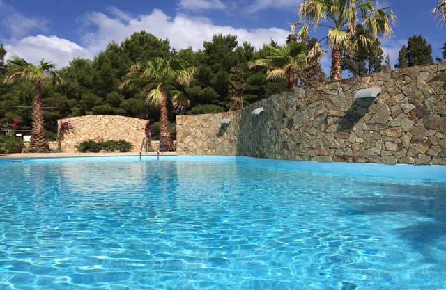 Apartamento en residencia exclusiva con piscina