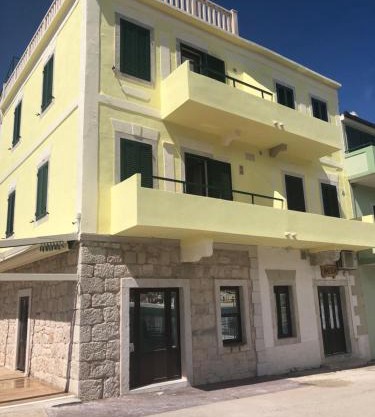 Dado A4 Studio Apartments