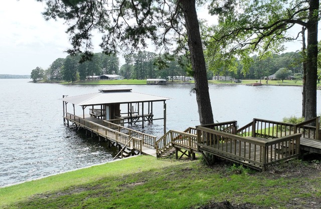 DADS PLACE ON TOLEDO BEND LAKE