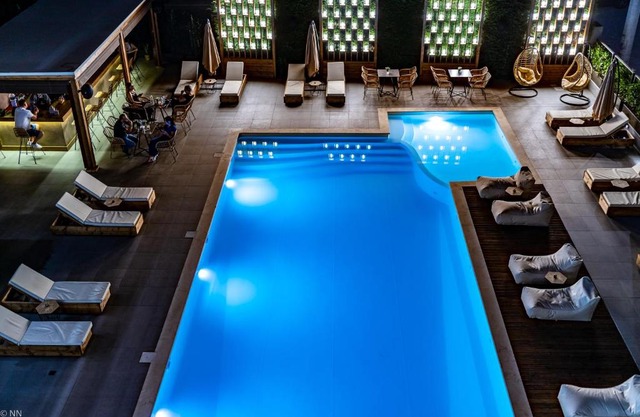 Dafni Plus Hotel