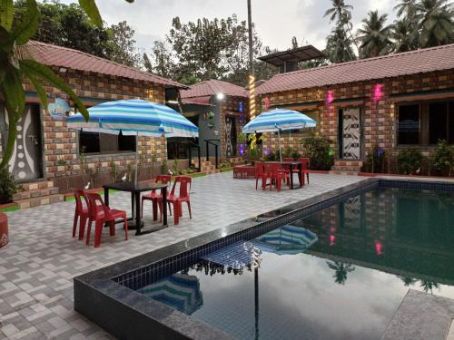 Daksh Holiday Home