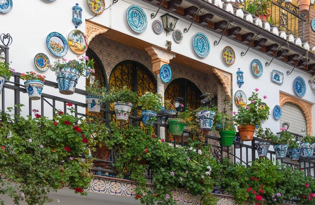 Dalí's Sanctuary in Granada Private Parking Free