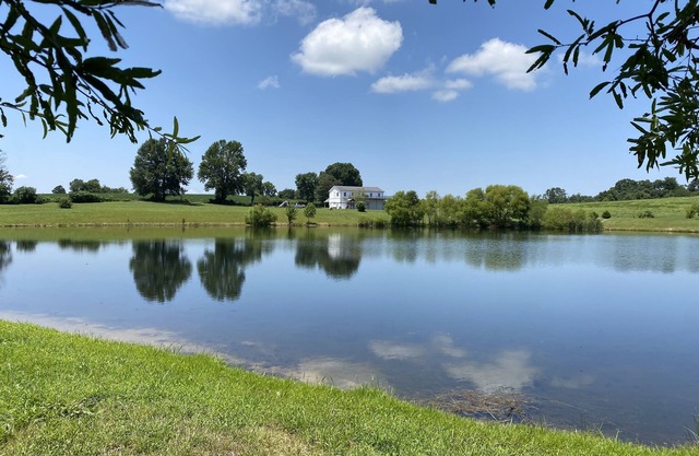 Dale Hollow Lake Vacation Home. Room and comfort for family and friends!