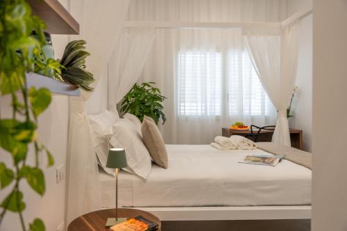 Daline Holiday Rooms