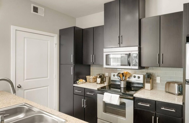 Dallas | Breathtaking 1BD/1BA Downtown Apartment