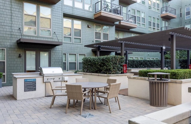 Dallas | Spacious 1BD/1BA Apartment