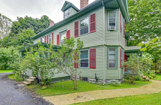 Dalton Vacation Rental Near Hiking & Skiing!
