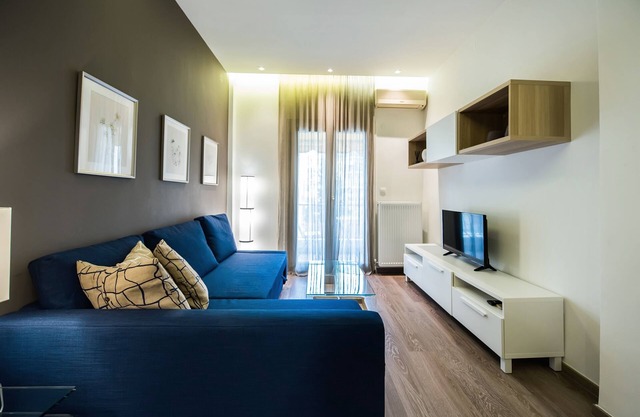 Danae Apt by halu! Apartments
