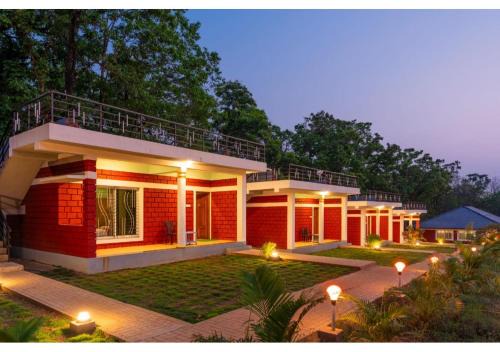Dandeli Hill View Jungle Stay