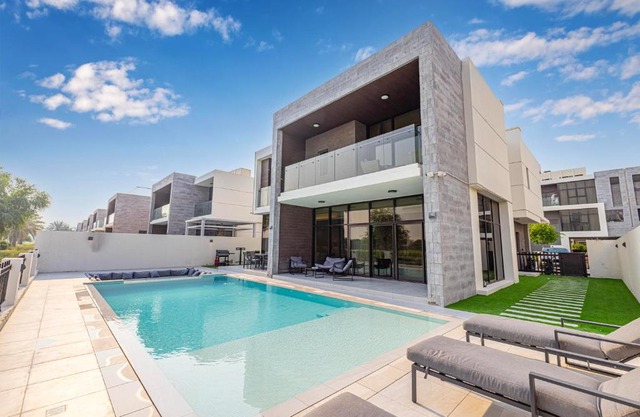 Daniels 5BR Villa with Private Pool at Damac Hills