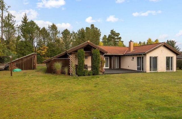 "Danijela" - 1.2km from the sea by Interhome