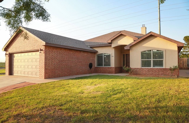 Dante’s Place-Spacious 3BR Home Near I-20