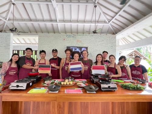 Daphne cooking class & homestay