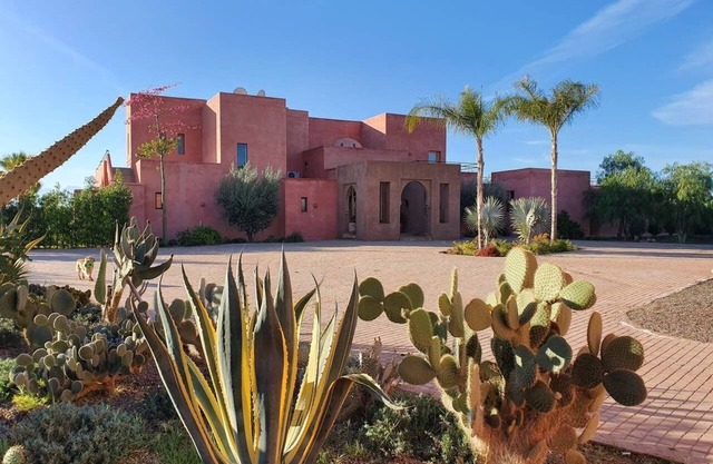 Dar Lalla Mhalla - Villa magnífica 975m2 - 5ch - Domaine 2Ha palmeraie