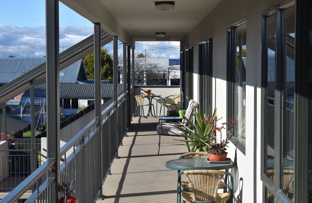 Darfield Motel