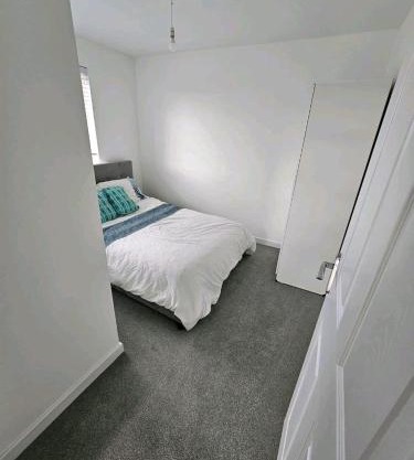 Darnley southside room in a private home 61 Leggastston Road