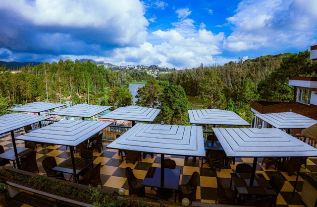 Darshan Hotel