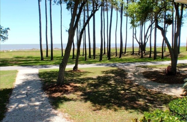 Hermosa Daufuskie Island frente a la playa 2 Dormitorio Cottage CARRO DE GOLF GRATIS
