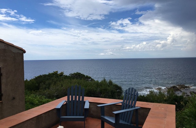 Villa Davia Marine Waterfront