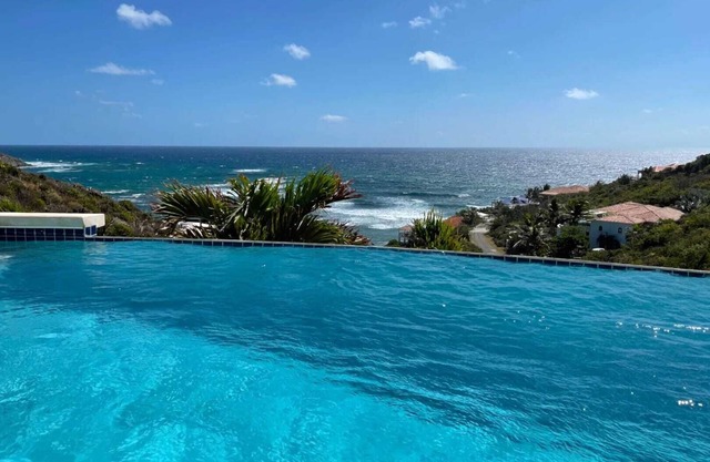 Dawn Beach by Personal Villas - Overlooking the Picturesque Ocean