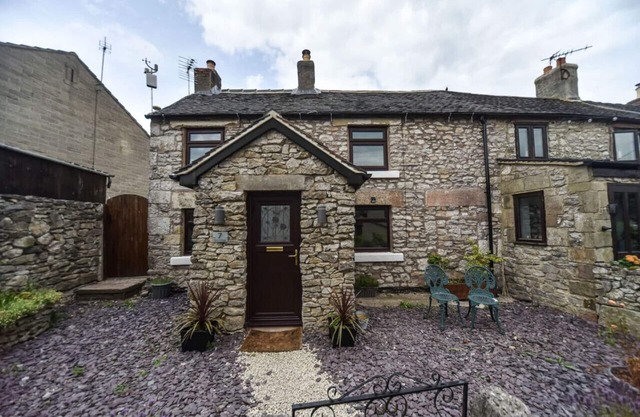 Dawn Cottage Quaint 3 bedroom cottage in Middleton by Wirksworth