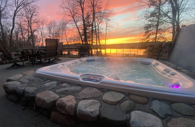 Day Spring Long Lake · Lake Front custom estate home, hot tub, gym ++++