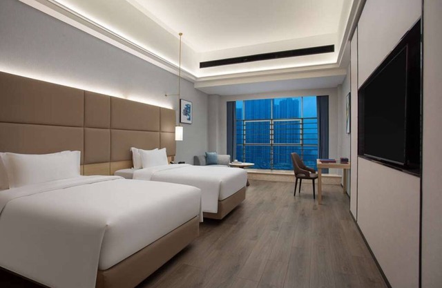 Days Hotel BY Wyndham Shenzhen Sanlian