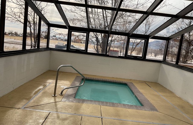 Days Inn by Wyndham Colorado Springs Airport