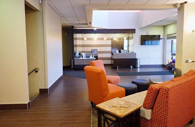 Days Inn by Wyndham Airdrie