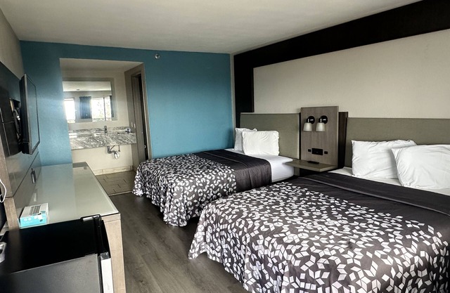 Days Inn by Wyndham El Paso Airport East