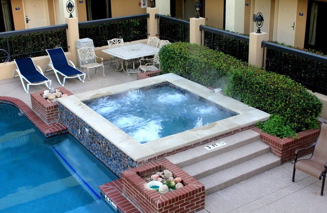 Days Inn by Wyndham Longview South