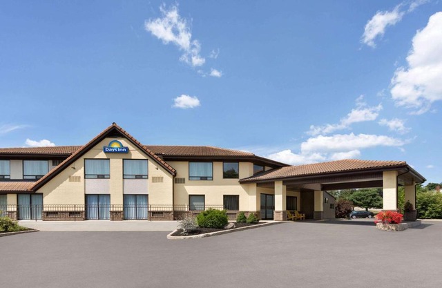 Days Inn by Wyndham Miramichi NB
