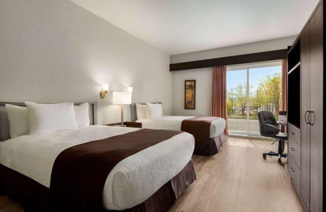 Days Inn by Wyndham Montmagny